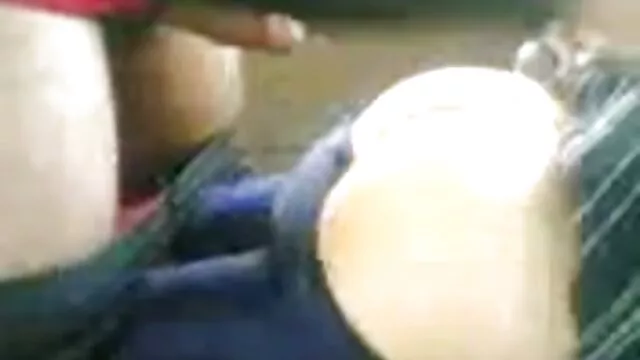 פורנו ללא רישום  הכלבה הזאת מוצאת את איבר המין של בעלה מול מצלמת האינטרנט בערב השנה סקס ישראלי חינם החדשה