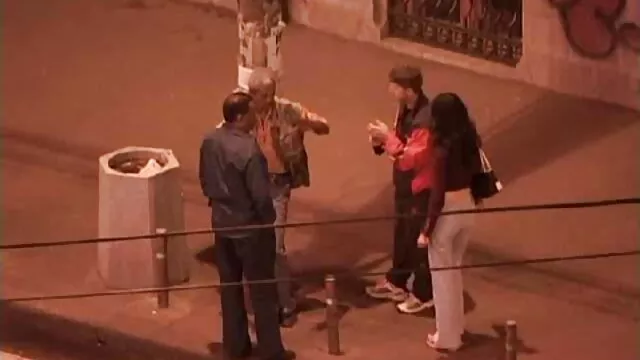 פורנו ללא רישום  לכוד בחלק האחורי של הכלבה על סקס מצלמות ישראליות ברכיה ומקבל cumshot