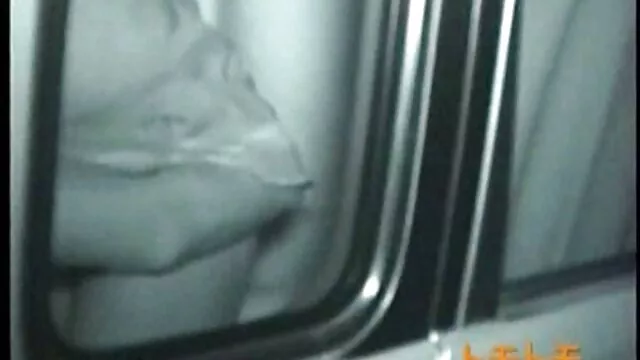 פורנו ללא רישום  שני הבחורים באים לזיין אישה פורנן ישראלי בוגרת.