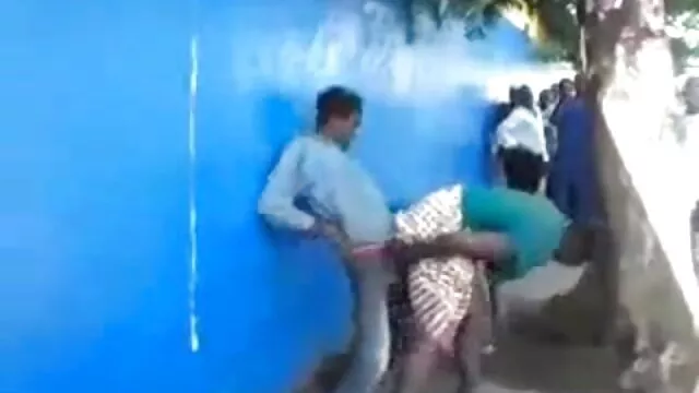 פורנו ללא רישום  מכונת סקס מזדיינת עם וואטסאפ סקס ישראלי זונה עם תחת גדול מול מצלמת האינטרנט.