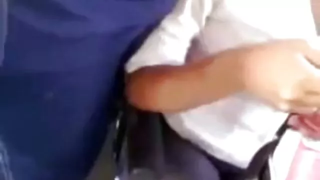 פורנו ללא רישום  כלבה סקס ישראלי בוואטסאפ צעירה סביב רופא העוף השמן על מיטת בית החולים