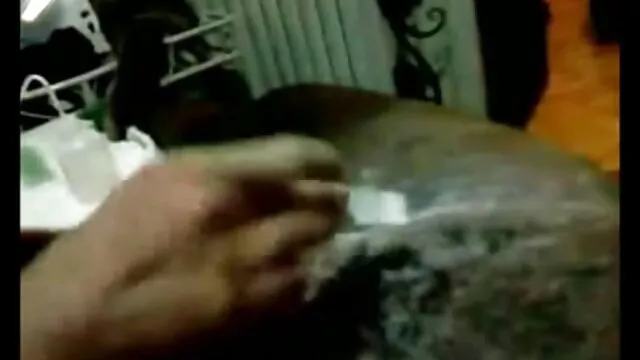 פורנו ללא רישום  הנערה עם התפטרו כניעה לנהג סקס ישראלי בחווה המונית